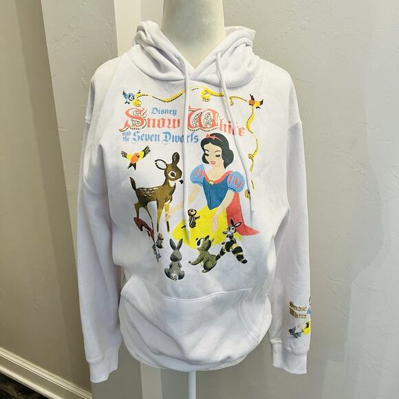 Disney Tops - Disney Snow White Woman’s Hoodie Sweatshirt White Pullover S (A0130)